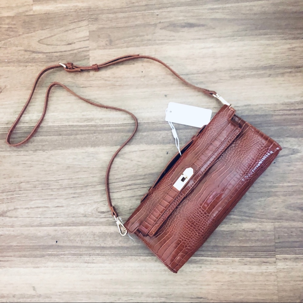 Crocodile crossbody clutch bag - Picture 3 of 7